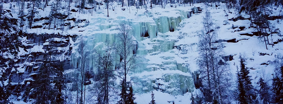 Hiking thác băng Korouoma